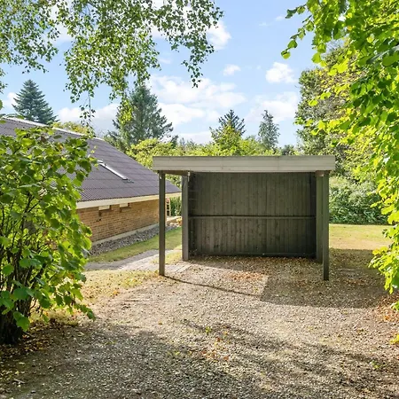 Pance - 20km To The Fjord By Interhome