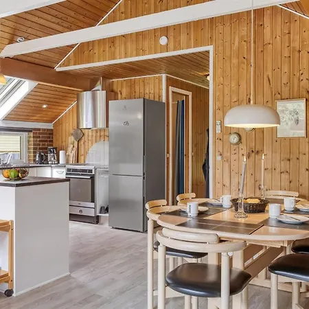 Pance - 20km To The Fjord By Interhome